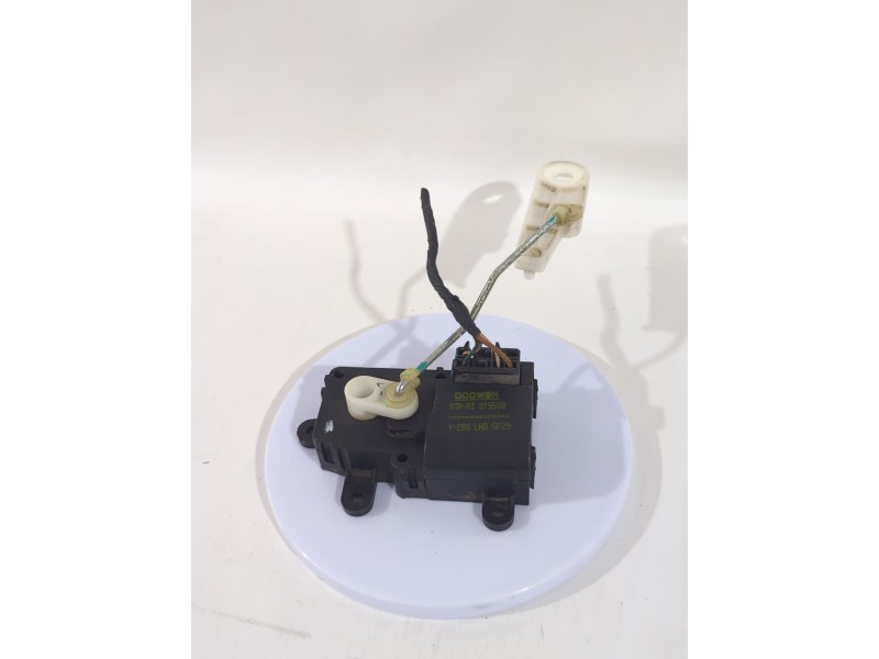Recambio de motor apertura trampilla para ssangyong rexton / rexton ii (gab_) 2.7 xdi referencia OEM IAM MTRAI819500  