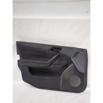 Recambio de guarnecido puerta delantera izquierda para mercedes-benz clase c (w203) c 200 cdi (203.007) referencia OEM IAM A2037