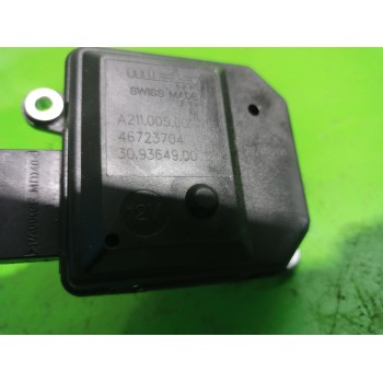 Recambio de motor apertura trampilla para fiat bravo (198) 1.9 dynamic multijet referencia OEM IAM 46723704  