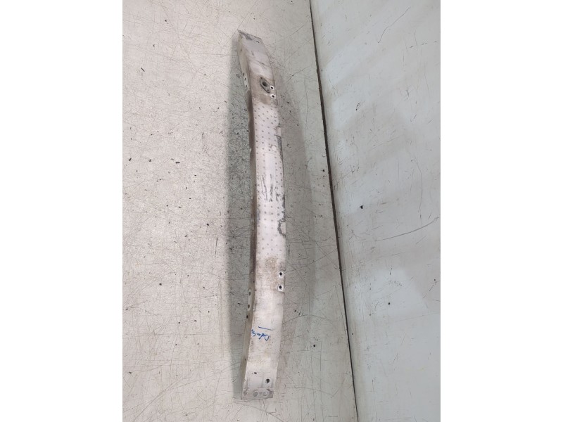 Recambio de refuerzo paragolpes delantero para mercedes-benz clase c (w203) c 200 cdi (203.007) referencia OEM IAM A2036203134  