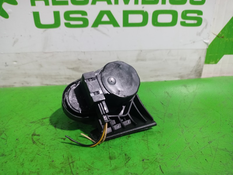 Recambio de motor apertura trampillas para bmw serie 3 berlina (e46) 320d referencia OEM IAM 6902853  