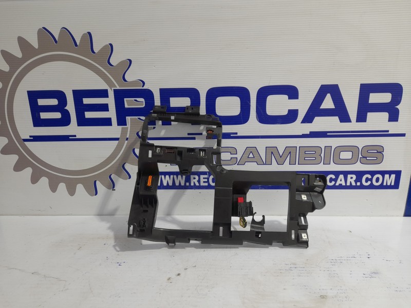 Recambio de soporte moldura para peugeot expert furgón 1.6 blue-hdi fap referencia OEM IAM 9808169277  