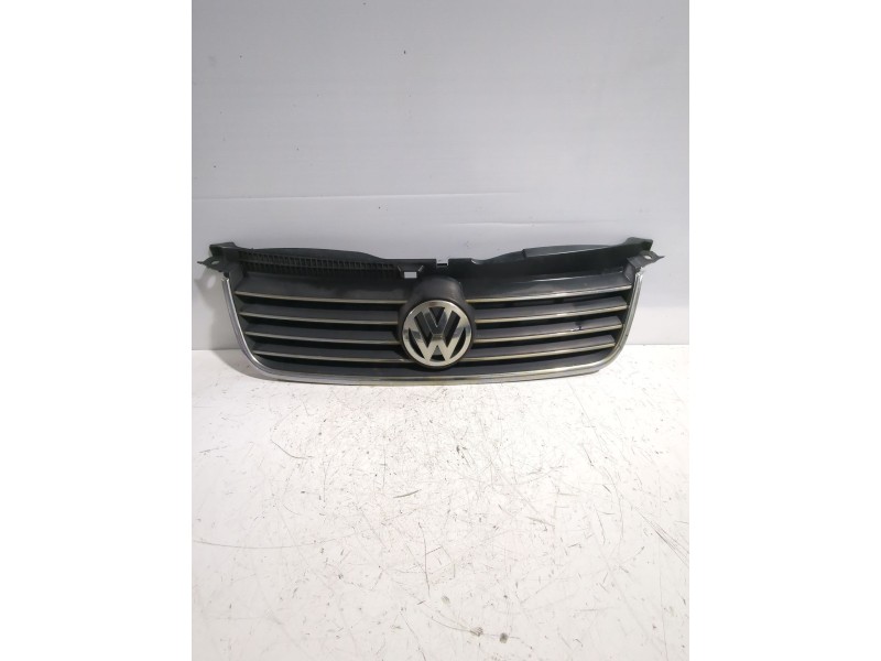 Recambio de rejilla paragolpes delantero para volkswagen passat b5.5 (3b3) 1.9 tdi referencia OEM IAM 3B0853651L3FZ  