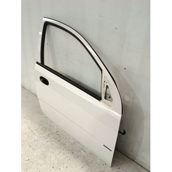 Recambio de puerta delantera derecha para daewoo kalos sedán (klas) 1.4 referencia OEM IAM 96897360  