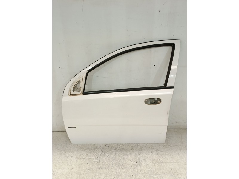 Recambio de puerta delantera izquierda para daewoo kalos sedán (klas) 1.4 referencia OEM IAM 96897359  