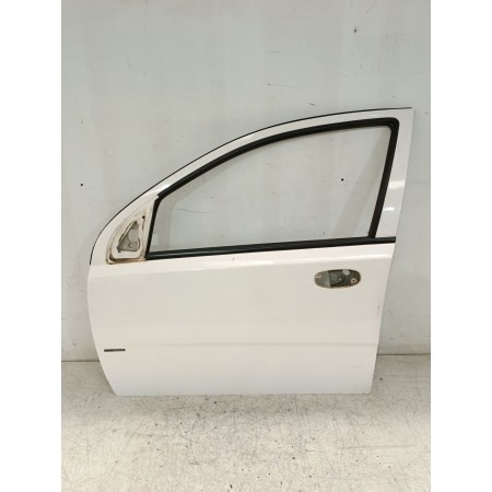 Recambio de puerta delantera izquierda para daewoo kalos sedán (klas) 1.4 referencia OEM IAM 96897359  