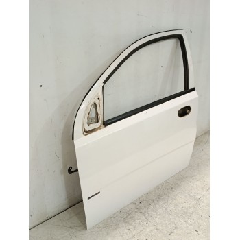 Recambio de puerta delantera izquierda para daewoo kalos sedán (klas) 1.4 referencia OEM IAM 96897359  