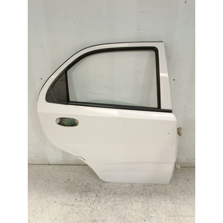 Recambio de puerta trasera derecha para daewoo kalos sedán (klas) 1.4 referencia OEM IAM 96942266  