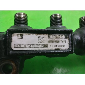 Recambio de rampa inyectora para peugeot 307 berlina (s2) 1.6 16v hdi referencia OEM IAM 9654592680  