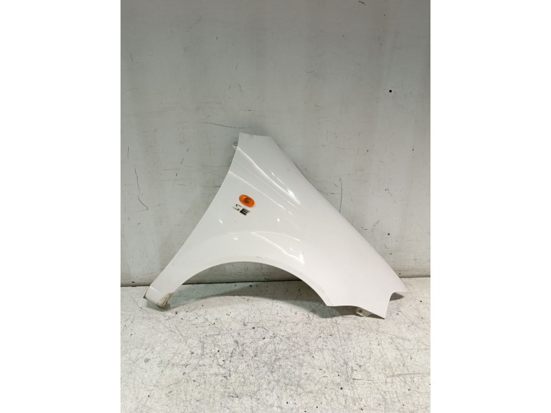 Recambio de aleta delantera derecha para daewoo kalos sedán (klas) 1.4 referencia OEM IAM 96476680  