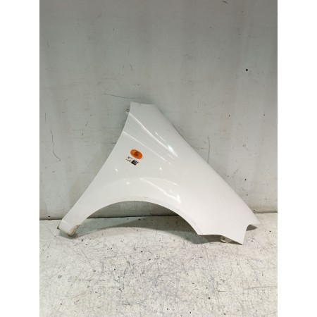 Recambio de aleta delantera derecha para daewoo kalos sedán (klas) 1.4 referencia OEM IAM 96476680  