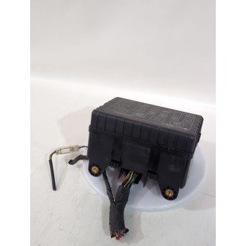 Recambio de caja reles / fusibles para ssangyong rexton / rexton ii (gab_) 2.7 xdi referencia OEM IAM 8220108024  