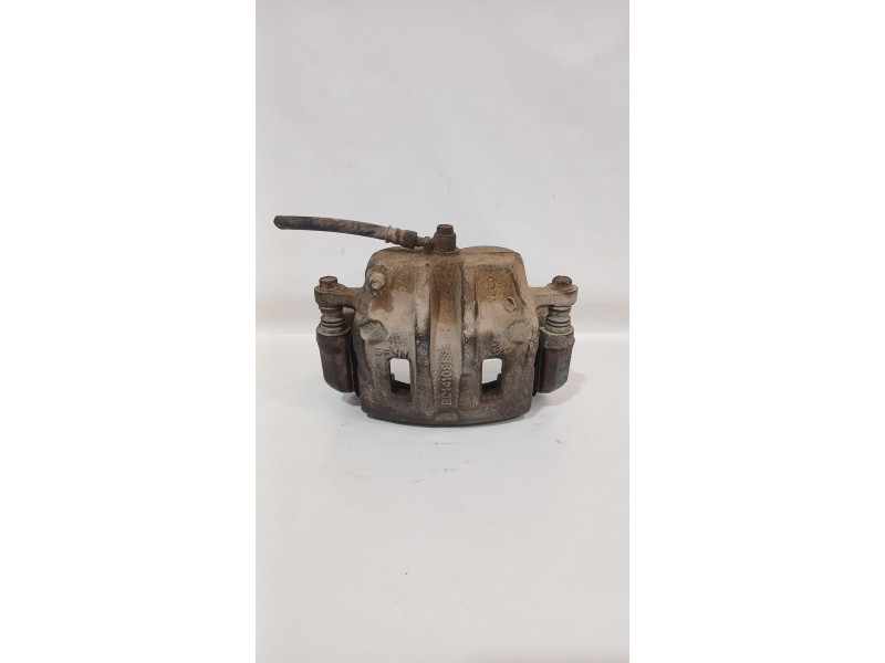 Recambio de pinza de freno delantera derecha para ssangyong rexton / rexton ii (gab_) 2.7 xdi referencia OEM IAM BC141096  