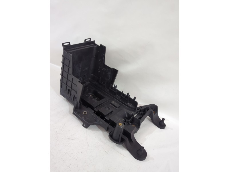 Recambio de soporte bateria para volkswagen passat b6 (3c2) 2.0 tdi 16v referencia OEM IAM 1K0915333C  