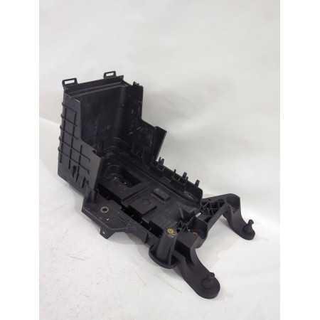 Recambio de soporte bateria para volkswagen passat b6 (3c2) 2.0 tdi 16v referencia OEM IAM 1K0915333C  