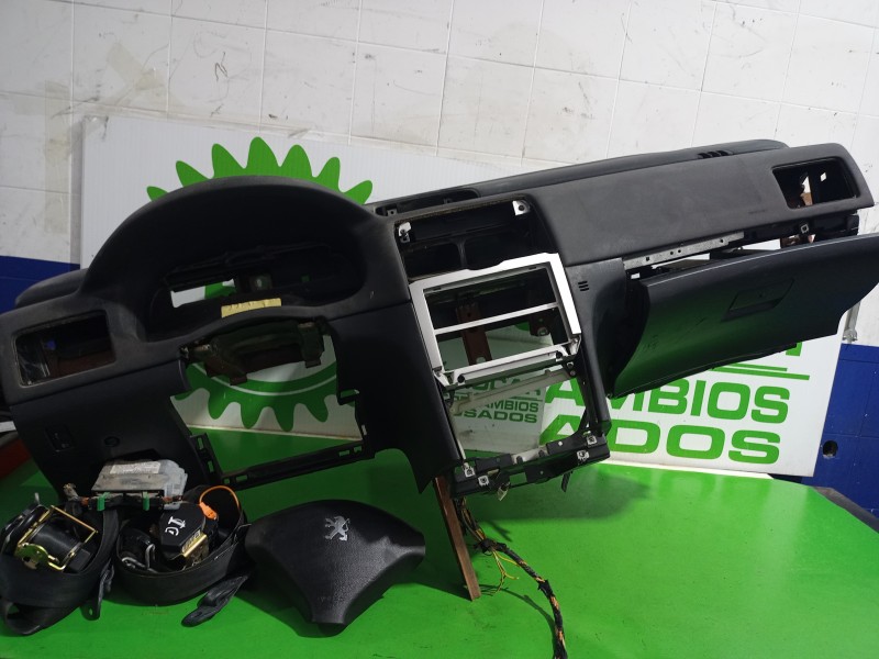 Recambio de kit airbag para peugeot 307 berlina (s2) 1.6 16v hdi referencia OEM IAM 9634498480  