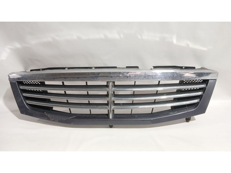 Recambio de rejilla paragolpes central para ssangyong rexton / rexton ii (gab_) 2.7 xdi referencia OEM IAM 7946008000  
