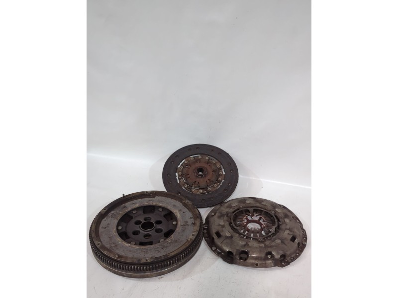 Recambio de kit embrague para volkswagen passat b6 (3c2) 2.0 tdi 16v referencia OEM IAM 022141031S  