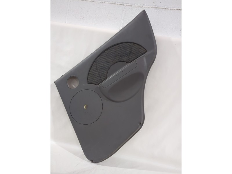 Recambio de guarnecido puerta trasera derecha para daewoo kalos sedán (klas) 1.4 referencia OEM IAM 96378211  