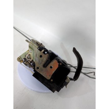 Recambio de cerradura puerta delantera derecha para daewoo kalos sedán (klas) 1.4 referencia OEM IAM 96272639  