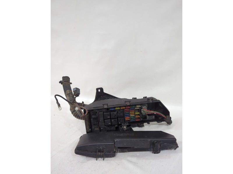 Recambio de caja reles / fusibles para volvo xc90 i (275) d5 awd referencia OEM IAM 9494210  