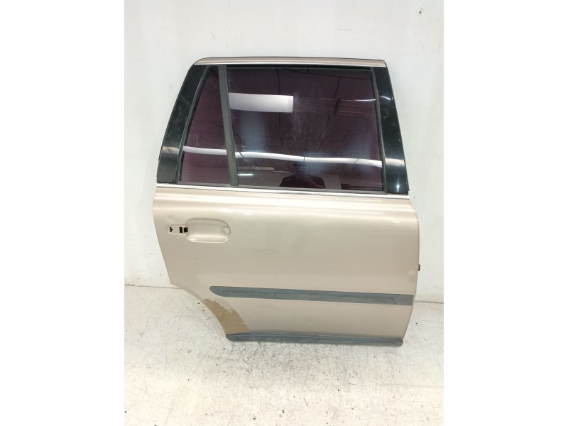 Recambio de puerta trasera derecha para volvo xc90 i (275) d5 awd referencia OEM IAM 31385359  