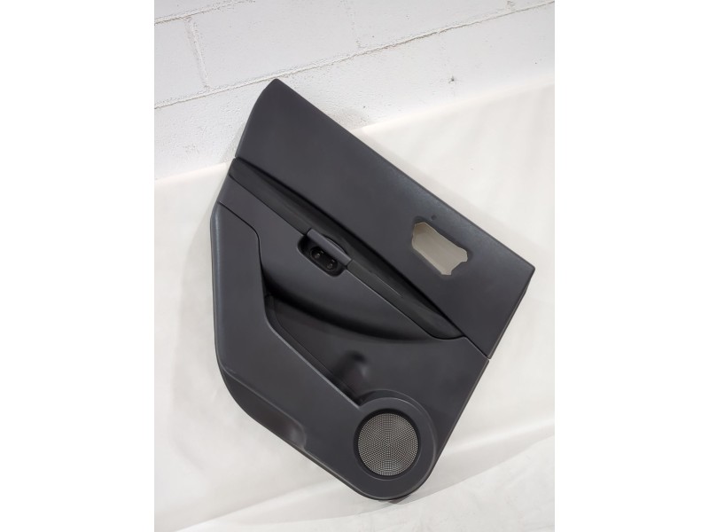 Recambio de guarnecido puerta trasera izquierda para nissan qashqai i (j10, nj10) 1.5 dci referencia OEM IAM 82977EY10A  