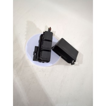Recambio de caja reles / fusibles para nissan qashqai i (j10, nj10) 1.5 dci referencia OEM IAM 64200049  