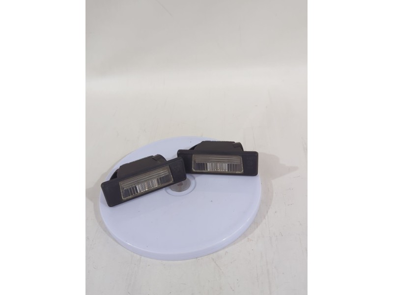 Recambio de piloto matricula para nissan qashqai i (j10, nj10) 1.5 dci referencia OEM IAM 26510JD00A  