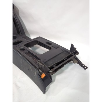 Recambio de consola central para hyundai terracan (hp) 2.9 crdi 4wd referencia OEM IAM 84610H1600/84680H1610  