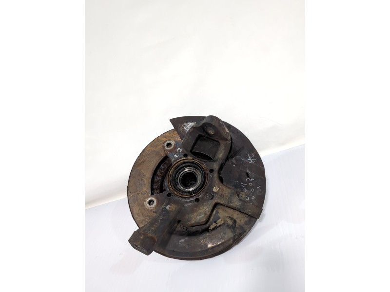 Recambio de mangueta delantera derecha para hyundai terracan (hp) 2.9 crdi 4wd referencia OEM IAM 56721H1000/56720H1000  