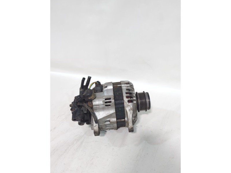 Recambio de alternador para hyundai terracan (hp) 2.9 crdi 4wd referencia OEM IAM 373004X503  