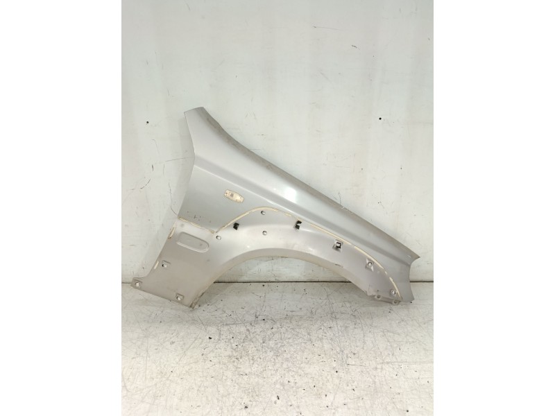 Recambio de aleta delantera derecha para hyundai terracan (hp) 2.9 crdi 4wd referencia OEM IAM 66320H1110  
