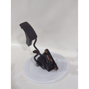 PEDAL ACELERADOR 18002JD90D 