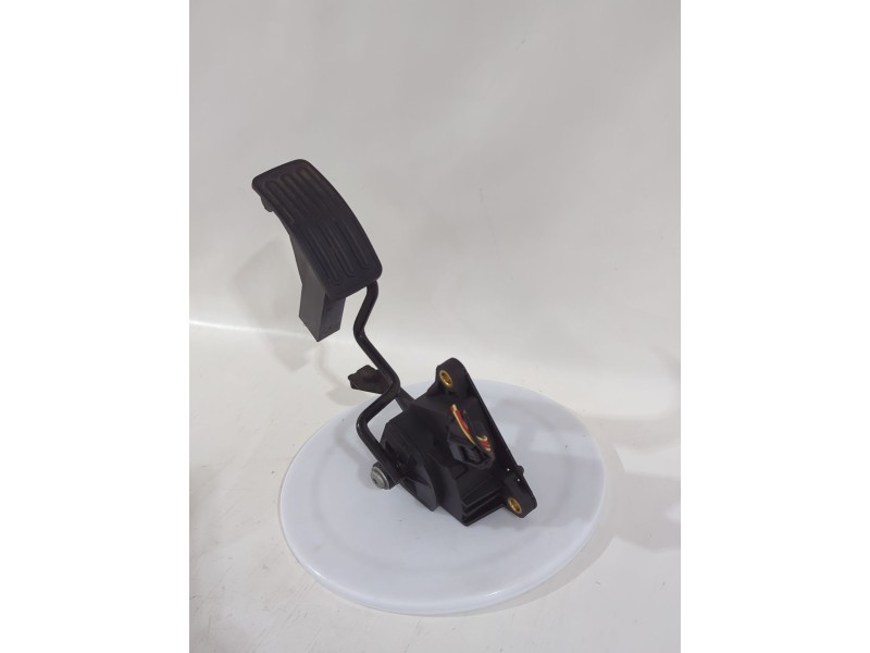 Recambio de pedal acelerador para nissan qashqai i (j10, nj10) 1.5 dci referencia OEM IAM 18002JD90D  