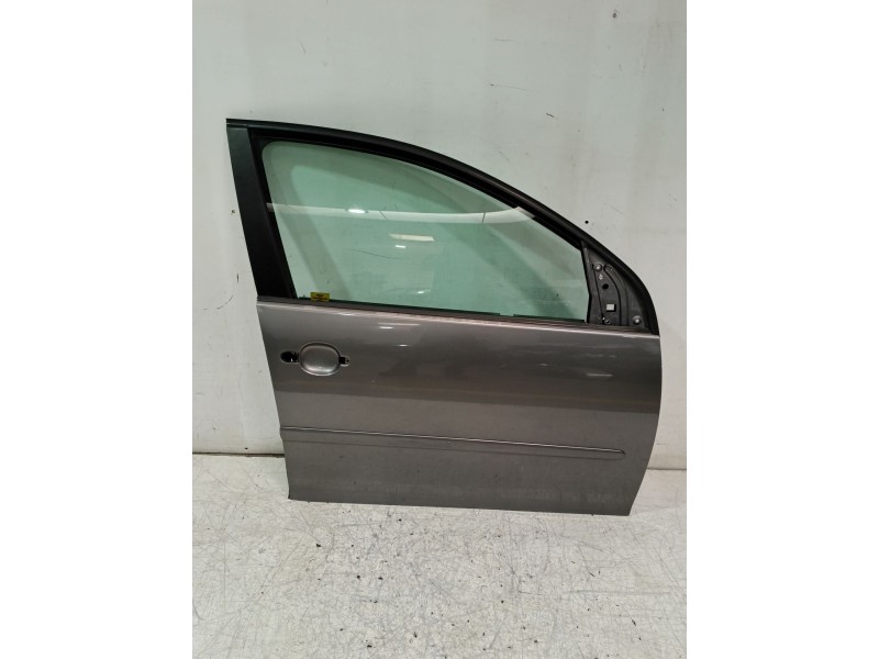 Recambio de puerta delantera derecha para volkswagen golf v (1k1) 1.9 tdi referencia OEM IAM 1K4831312  