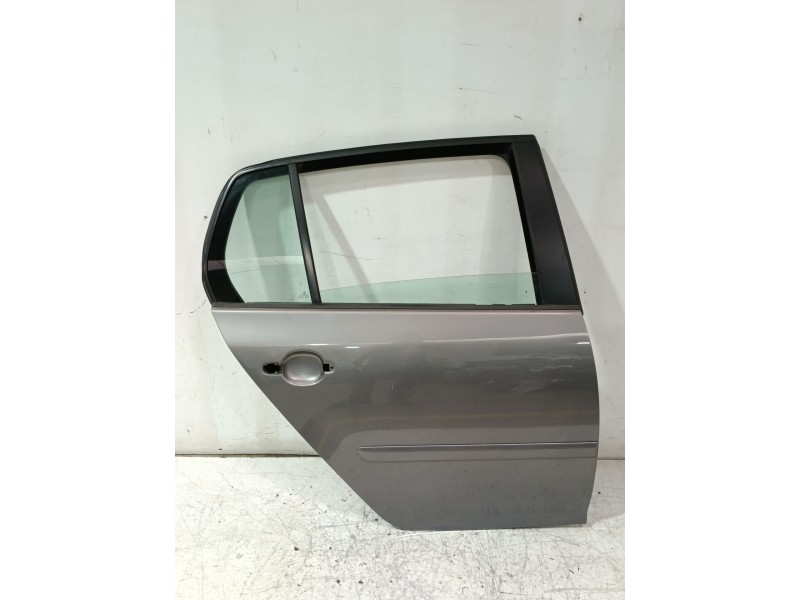 Recambio de puerta trasera derecha para volkswagen golf v (1k1) 1.9 tdi referencia OEM IAM 1K6833312  