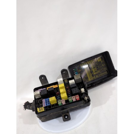Recambio de caja reles / fusibles para hyundai terracan (hp) 2.9 crdi 4wd referencia OEM IAM 91700H1000  