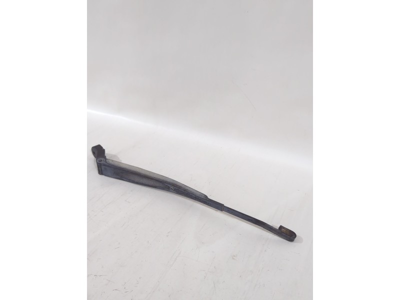 Recambio de brazo limpia trasero para hyundai terracan (hp) 2.9 crdi 4wd referencia OEM IAM 98331H1002  