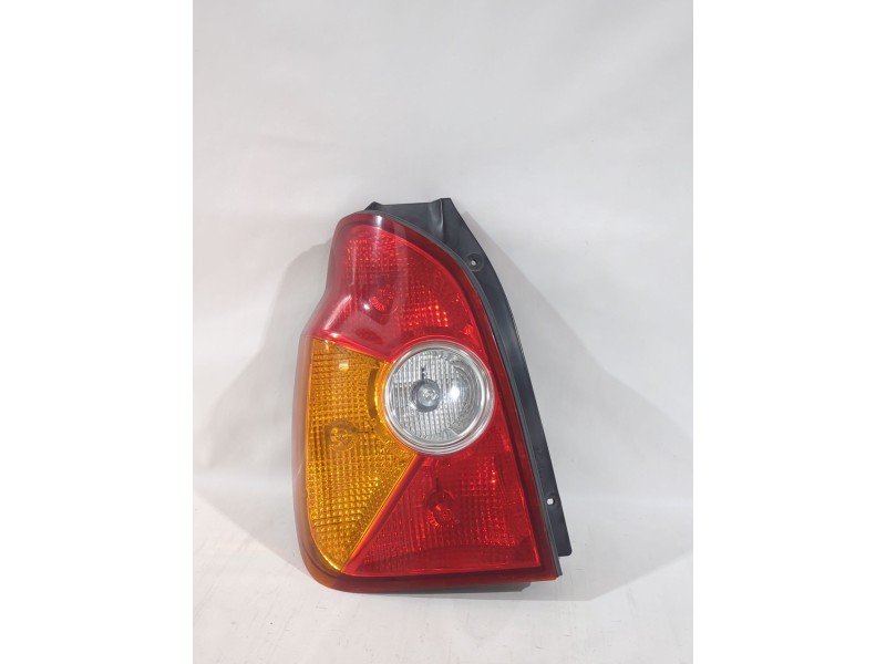Recambio de piloto trasero izquierdo para hyundai terracan (hp) 2.9 crdi 4wd referencia OEM IAM 92401H1020/E110238  