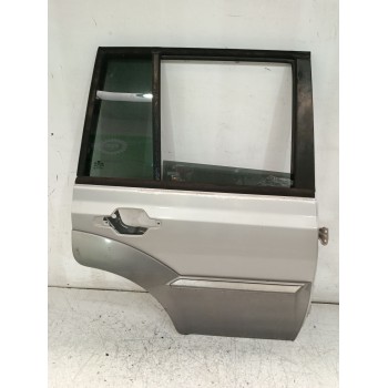 Recambio de puerta trasera derecha para hyundai terracan (hp) 2.9 crdi 4wd referencia OEM IAM 77020H1010  