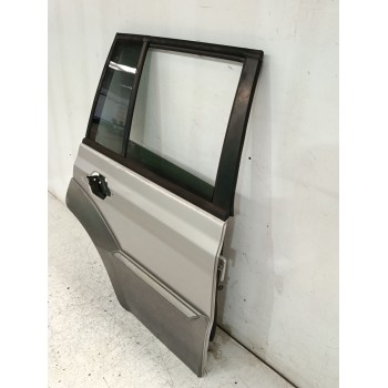 Recambio de puerta trasera derecha para hyundai terracan (hp) 2.9 crdi 4wd referencia OEM IAM 77020H1010  