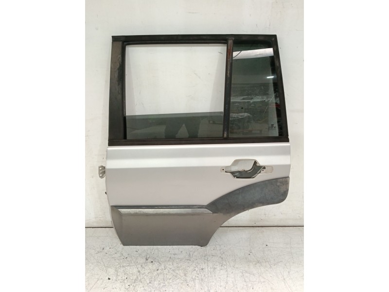 Recambio de puerta trasera izquierda para hyundai terracan (hp) 2.9 crdi 4wd referencia OEM IAM 77010H1010  