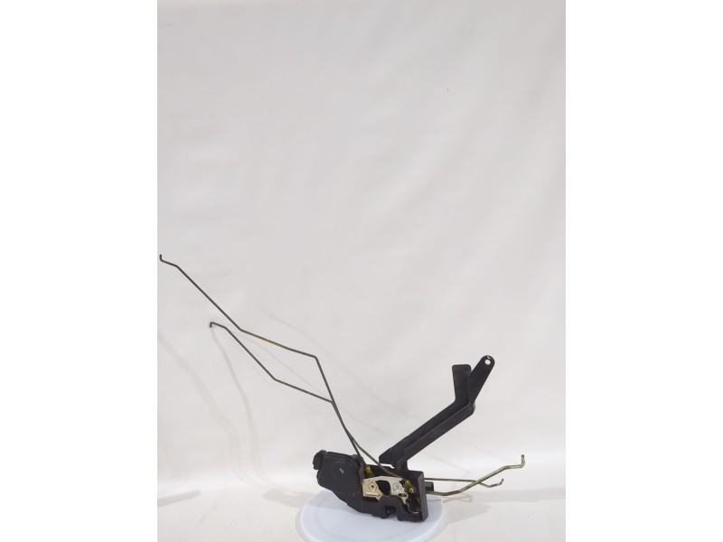 Recambio de cerradura puerta delantera derecha para hyundai terracan (hp) 2.9 crdi 4wd referencia OEM IAM 81320H1020  