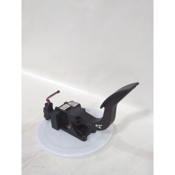 Recambio de pedal acelerador para hyundai terracan (hp) 2.9 crdi 4wd referencia OEM IAM 32727H1070  