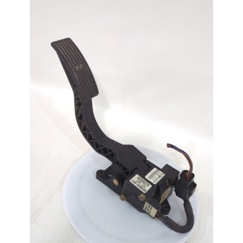 Recambio de pedal acelerador para hyundai terracan (hp) 2.9 crdi 4wd referencia OEM IAM 32727H1070  