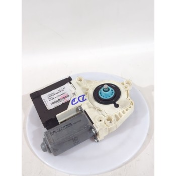 MOTOR ELEVALUNAS DELANTERO DERECHO 1K0959702L 