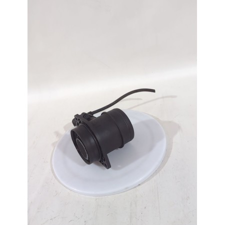 Recambio de caudalimetro para volkswagen golf v (1k1) 1.9 tdi referencia OEM IAM 038906461B  