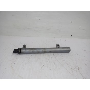 Recambio de rampa inyectora para renault trafic furgón l1h1 2,7t referencia OEM IAM 175210542R  