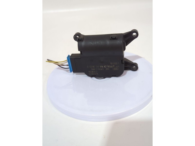 Recambio de motor apertura trampilla para volkswagen golf v (1k1) 1.9 tdi referencia OEM IAM 1K1907511E  